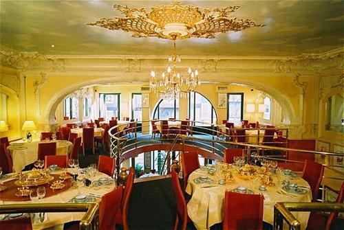 Maison Du Dragon Brussels Restoran gambar